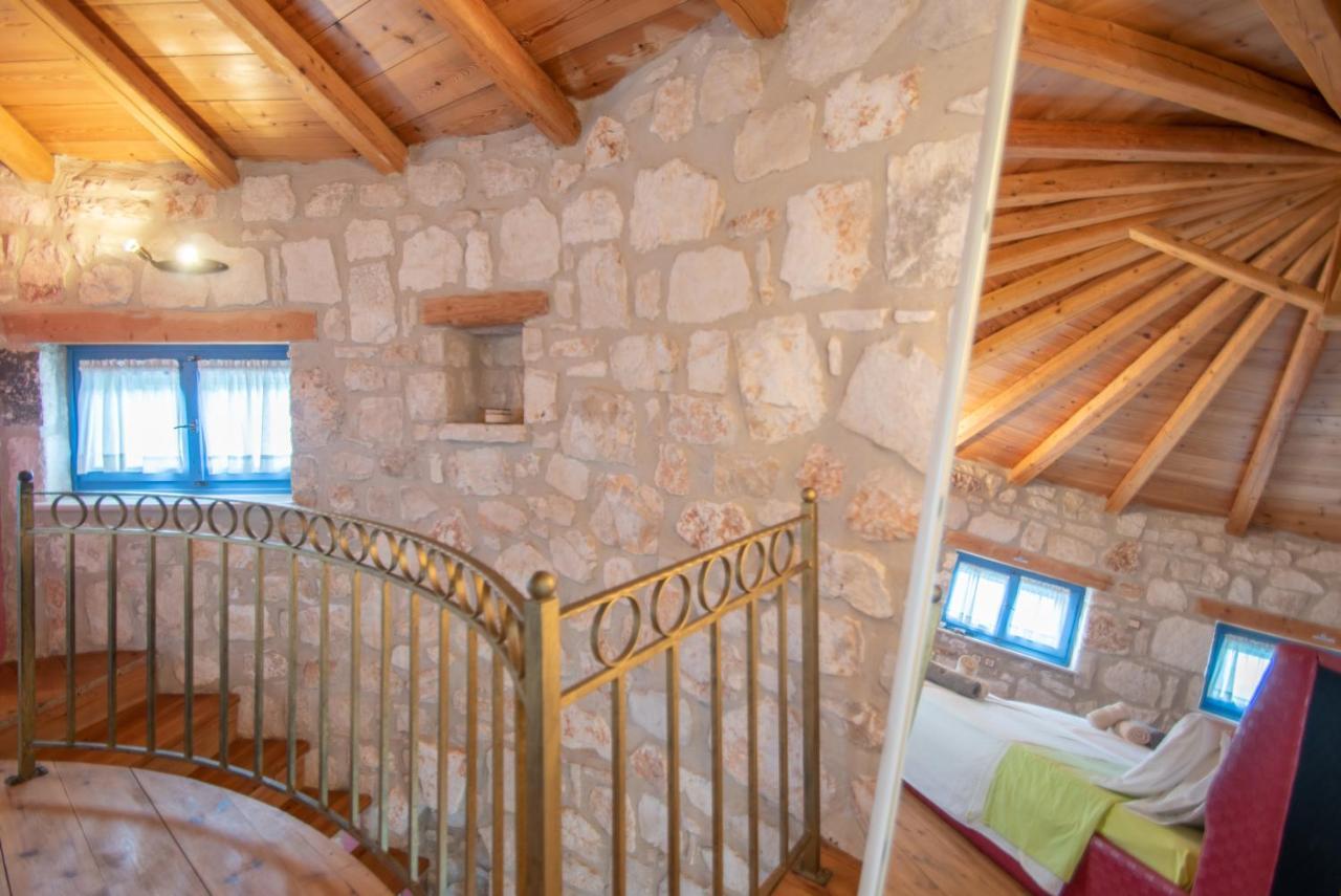Valory'S Houses - The Tower Vasilikos  Bagian luar foto